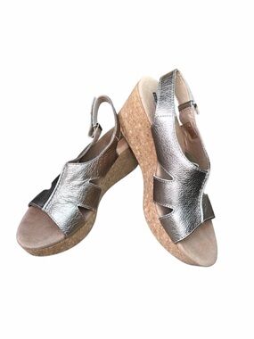 Clarks Collection Gold Metallic Annadel Bari Cork Wedge Sandals Women’s Size 11